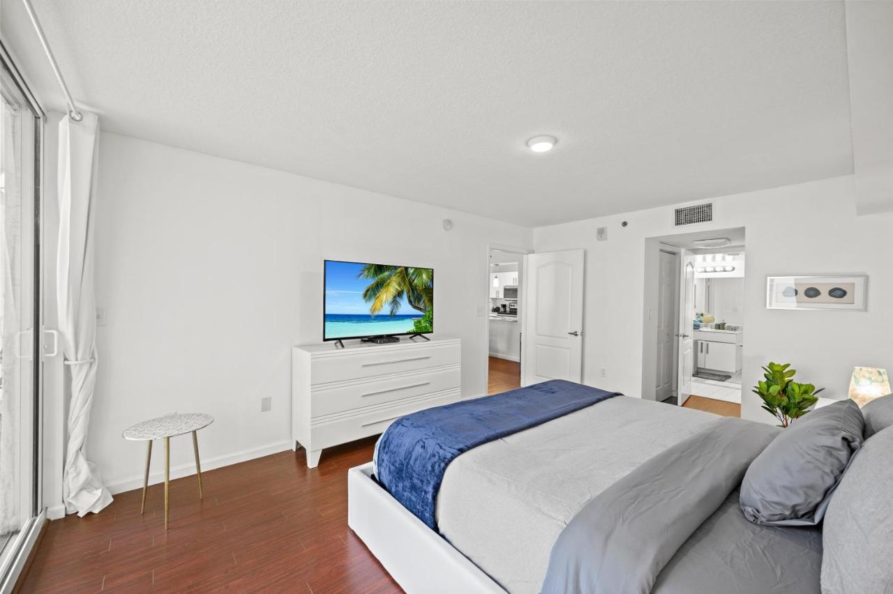 Amazing Condo With Free Parking In Brickell Miami Buitenkant foto