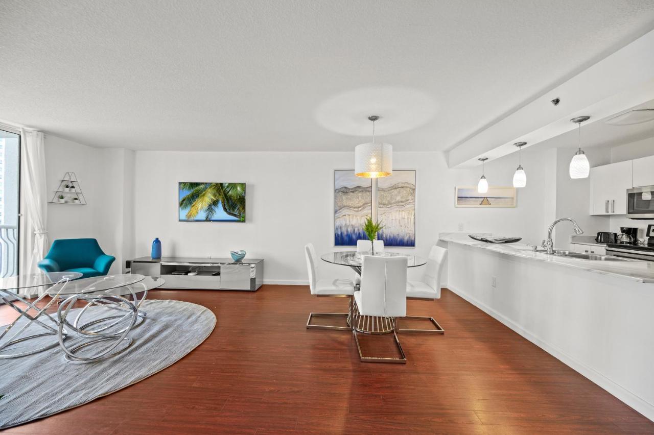 Amazing Condo With Free Parking In Brickell Miami Buitenkant foto