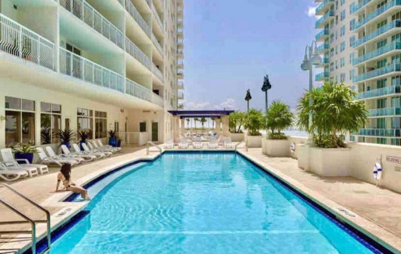 Amazing Condo With Free Parking In Brickell Miami Buitenkant foto