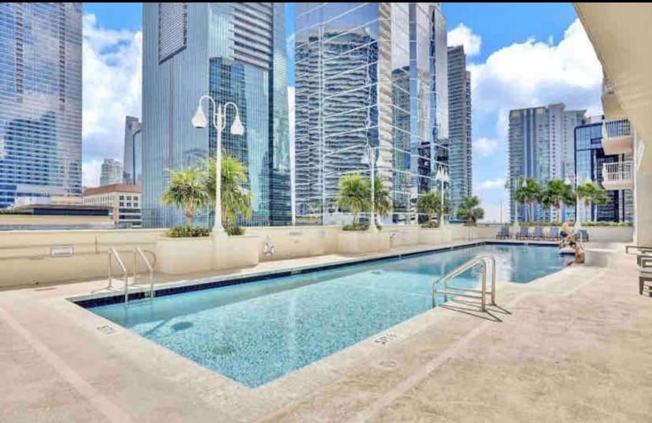 Amazing Condo With Free Parking In Brickell Miami Buitenkant foto