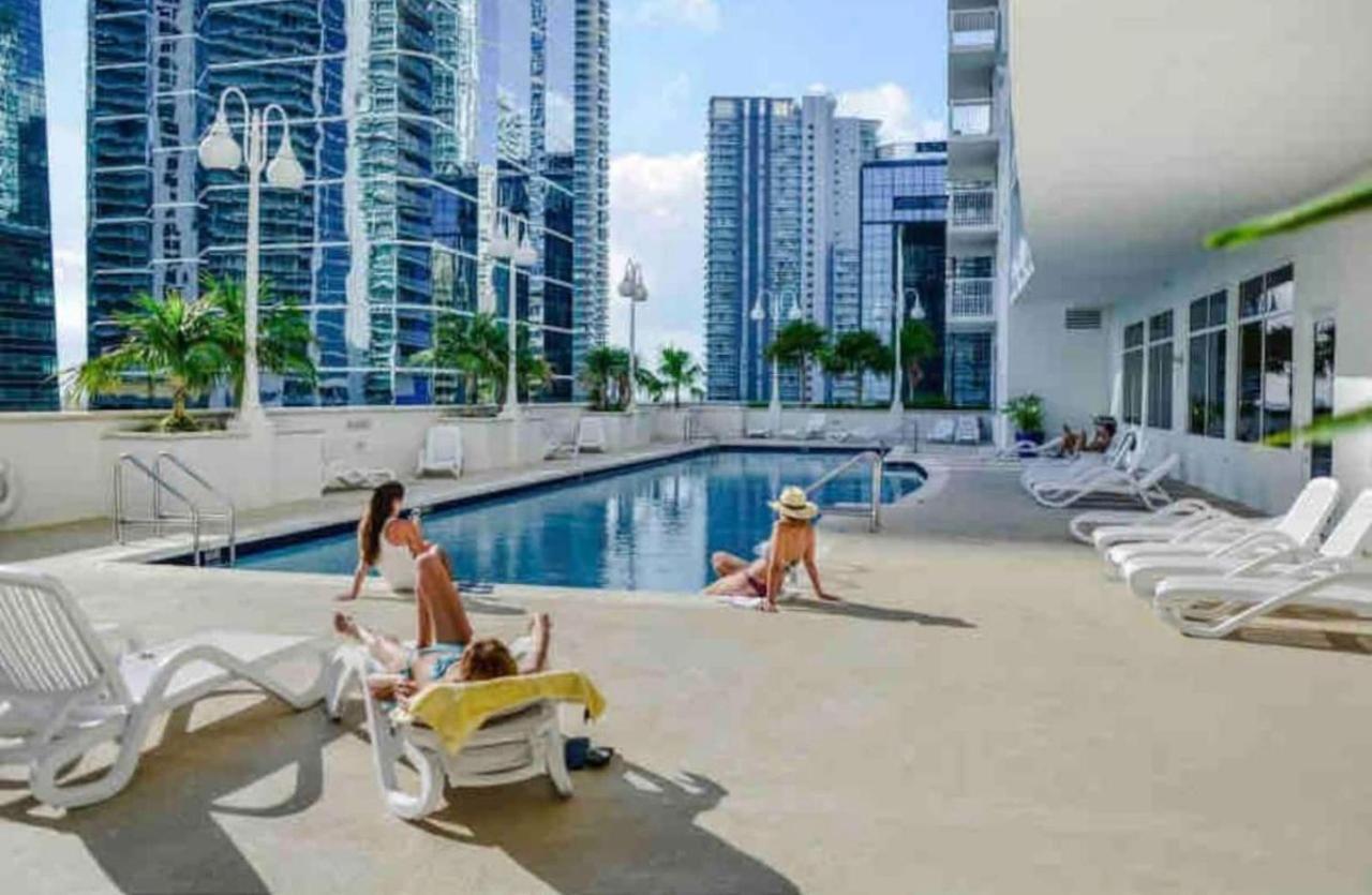 Amazing Condo With Free Parking In Brickell Miami Buitenkant foto